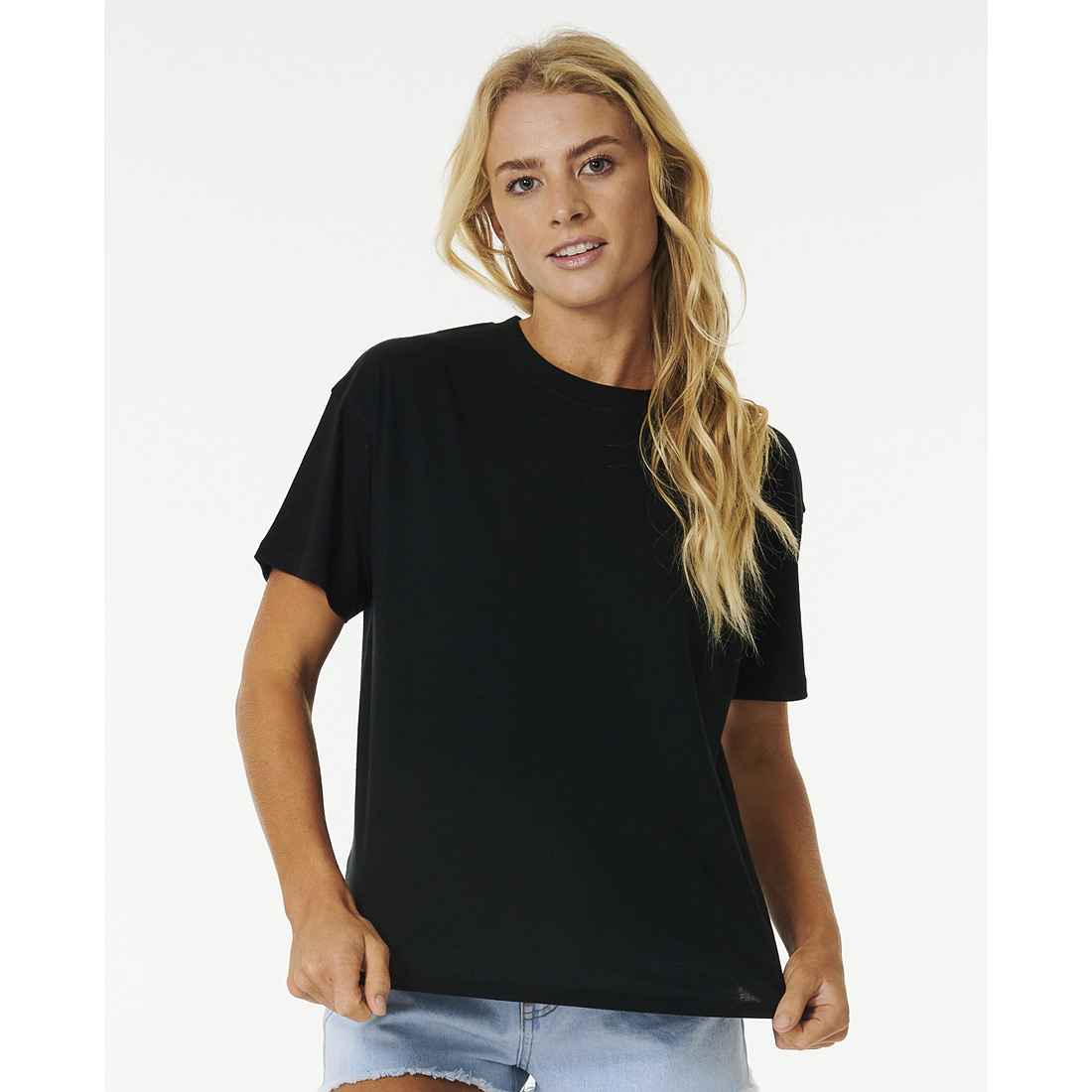 טי שירט לנשים Classic Relaxed Tee